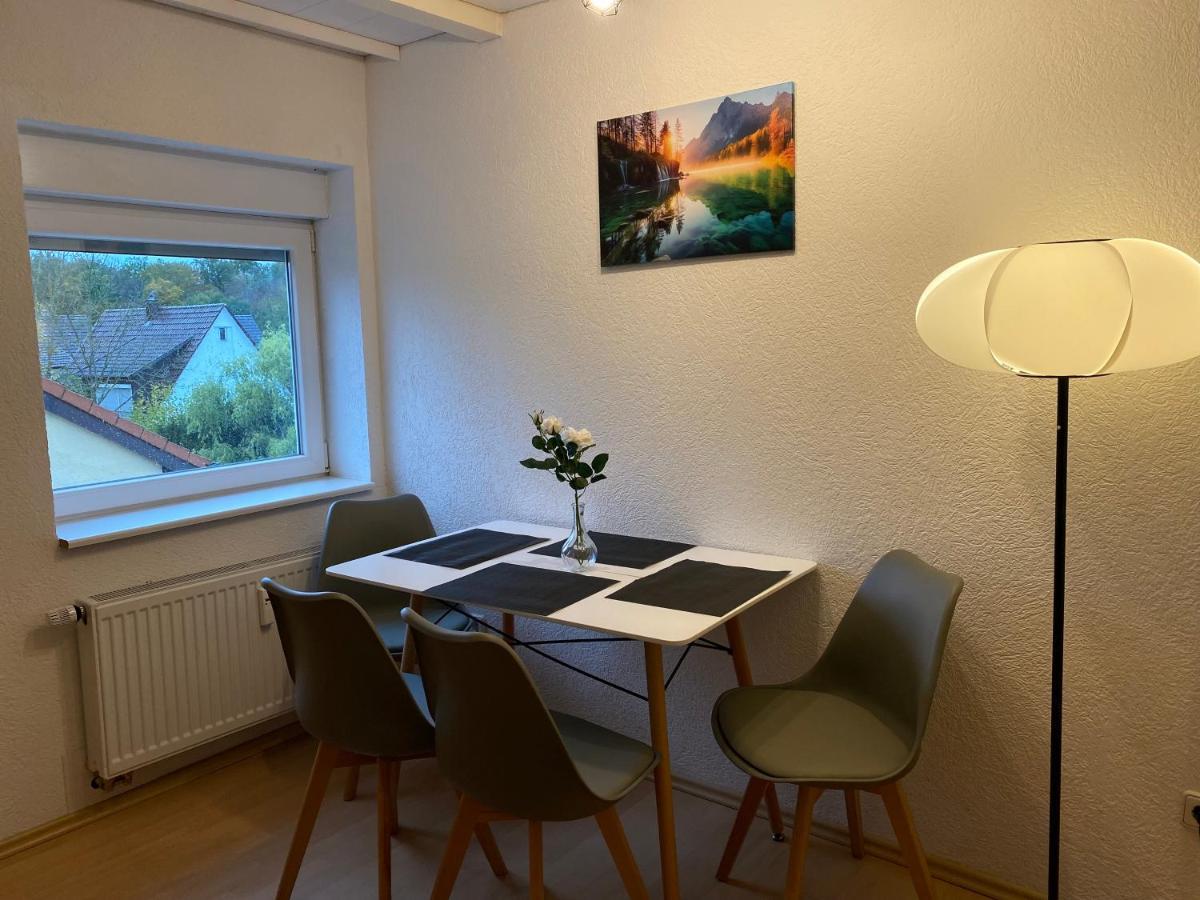 Deluxe Business Suite Mit Netflix Premium & Parkplatz, Zentral Zu Audi & Schwarz Gruppe With 2 Bedrooms Bad Friedrichshall Luaran gambar